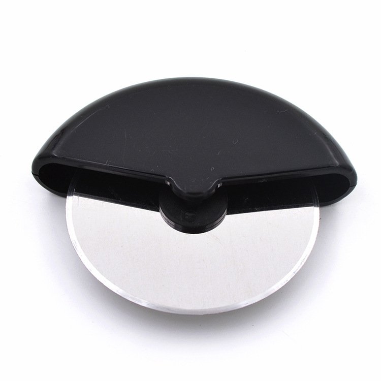 Kitchen Gadgets Pizza Wheel Knife - Image 3